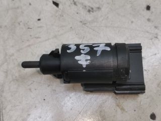 bontott VW GOLF IV Fék Pedál Kapcsoló