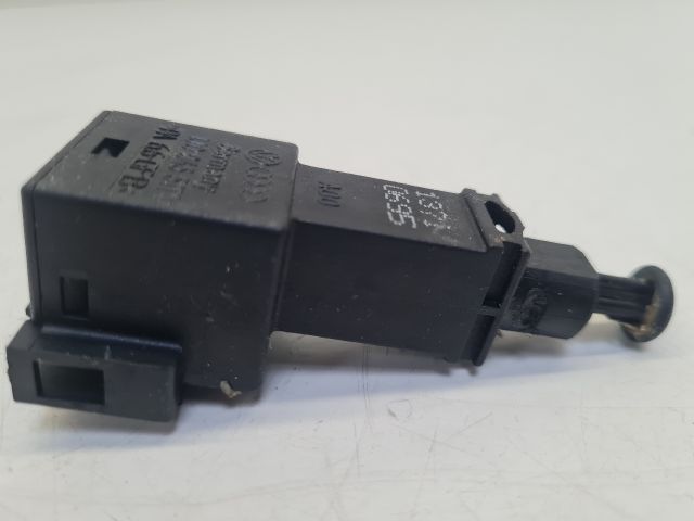 bontott VW GOLF IV Fék Pedál Kapcsoló