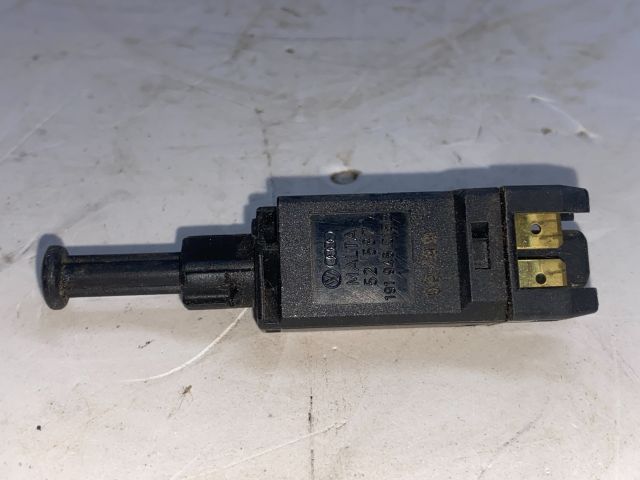 bontott VW GOLF IV Fék Pedál Kapcsoló