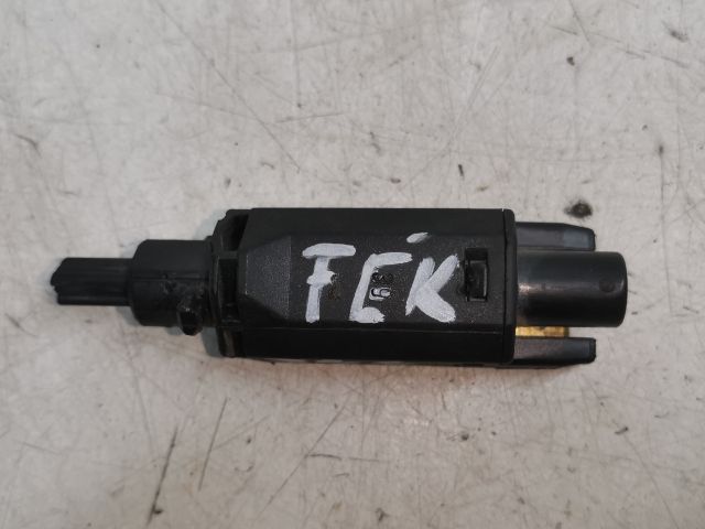 bontott VW GOLF IV Fék Pedál Kapcsoló