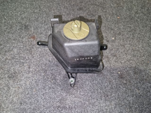 bontott VW GOLF IV Fékfolyadék Tartály