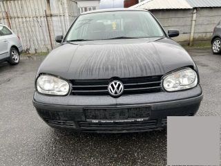 bontott VW GOLF IV Felső Hűtőburkolat