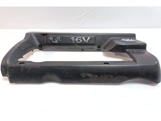 bontott VW GOLF IV Felső Hűtőburkolat