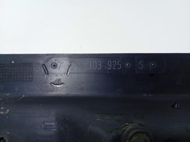 bontott VW GOLF IV Felső Hűtőburkolat