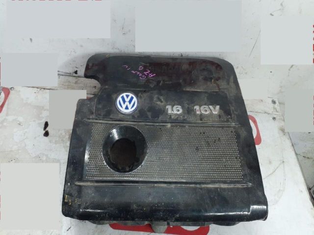 bontott VW GOLF IV Felső Hűtőburkolat