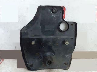 bontott VW GOLF IV Felső Hűtőburkolat