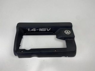 bontott VW GOLF IV Felső Hűtőburkolat