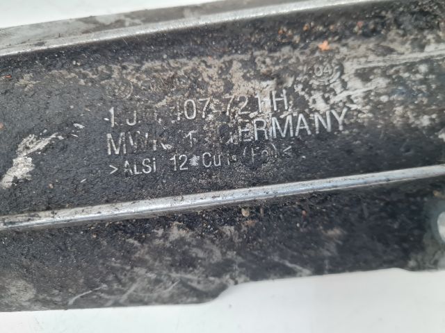 bontott VW GOLF IV Féltengely Hővédő Lemez