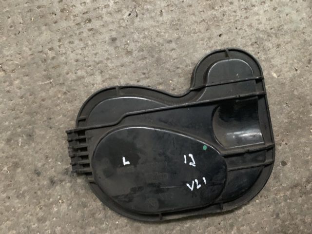 bontott VW GOLF IV Fényszóró Lámpabúra Fedél