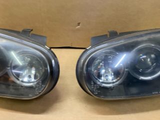 bontott VW GOLF IV Fényszóró Pár