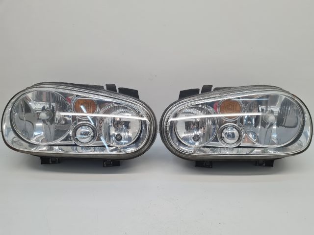 bontott VW GOLF IV Fényszóró Pár