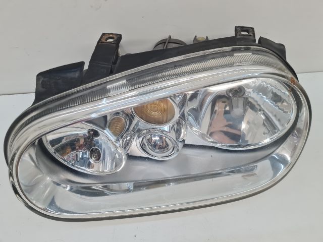 bontott VW GOLF IV Fényszóró Pár