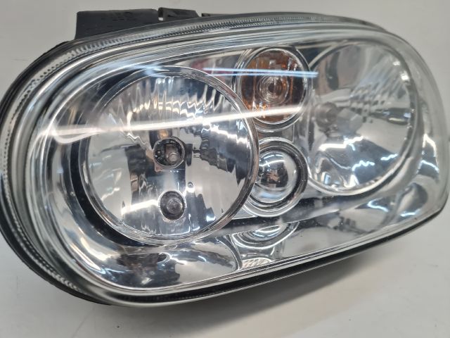 bontott VW GOLF IV Fényszóró Pár