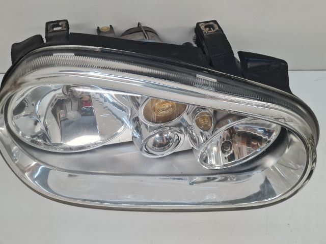 bontott VW GOLF IV Fényszóró Pár