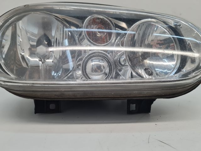 bontott VW GOLF IV Fényszóró Pár