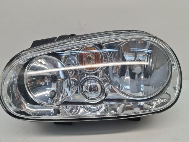 bontott VW GOLF IV Fényszóró Pár