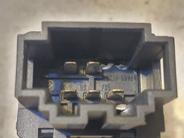 bontott VW GOLF IV Fényszórómagasság Állító Kapcsoló