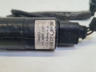 bontott VW GOLF IV Fényszórómosó Szivattyú