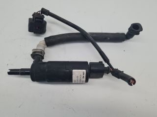 bontott VW GOLF IV Fényszórómosó Szivattyú