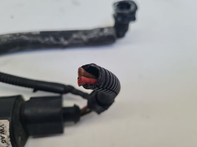 bontott VW GOLF IV Fényszórómosó Szivattyú