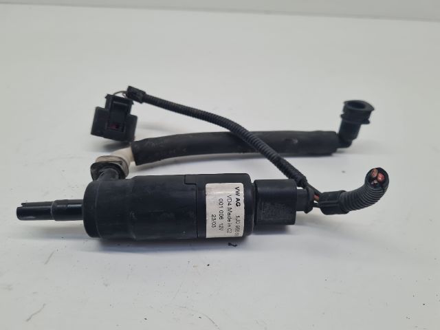 bontott VW GOLF IV Fényszórómosó Szivattyú