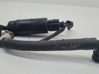 bontott VW GOLF IV Fényszórómosó Szivattyú