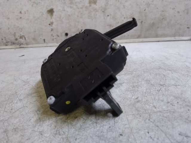 bontott VW GOLF IV Fűtés Állító Motor