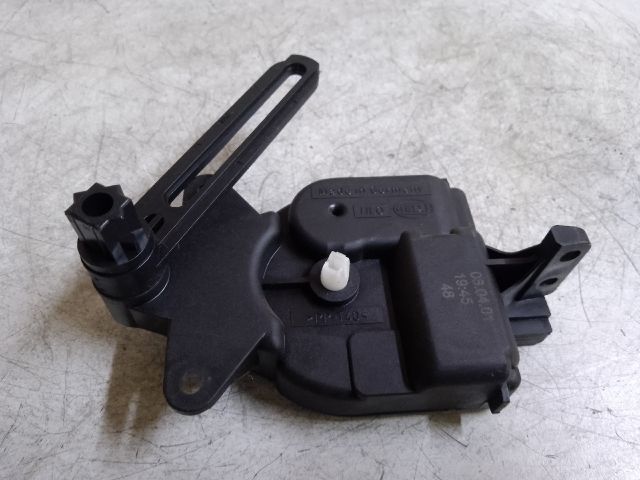 bontott VW GOLF IV Fűtés Állító Motor