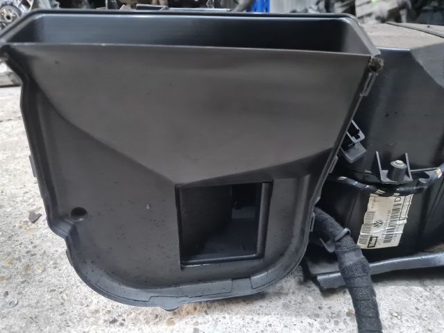 bontott VW GOLF IV Fűtés Box
