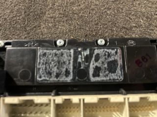 bontott VW GOLF IV Fűtéskapcsoló (digit klímás)