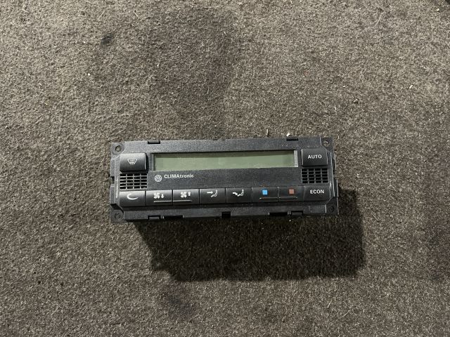 bontott VW GOLF IV Fűtéskapcsoló (digit klímás)