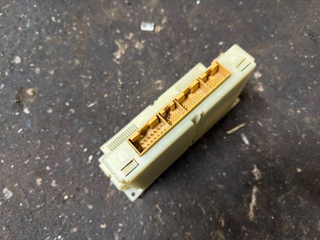 bontott VW GOLF IV Fűtéskapcsoló (digit klímás)