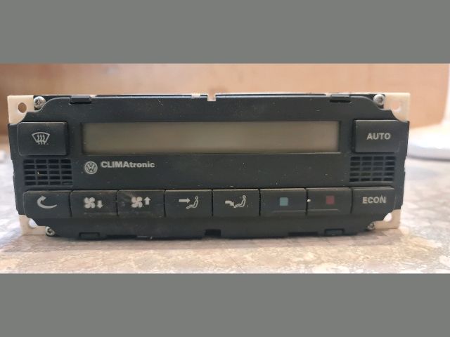 bontott VW GOLF IV Fűtéskapcsoló (digit klímás)