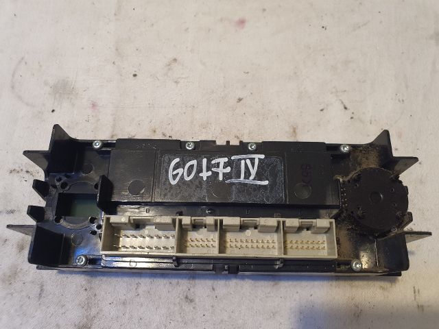 bontott VW GOLF IV Fűtéskapcsoló (digit klímás)