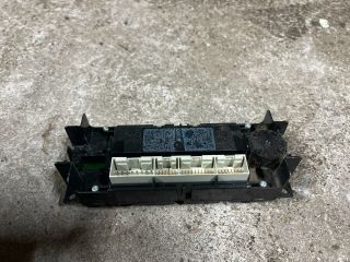 bontott VW GOLF IV Fűtéskapcsoló (digit klímás)