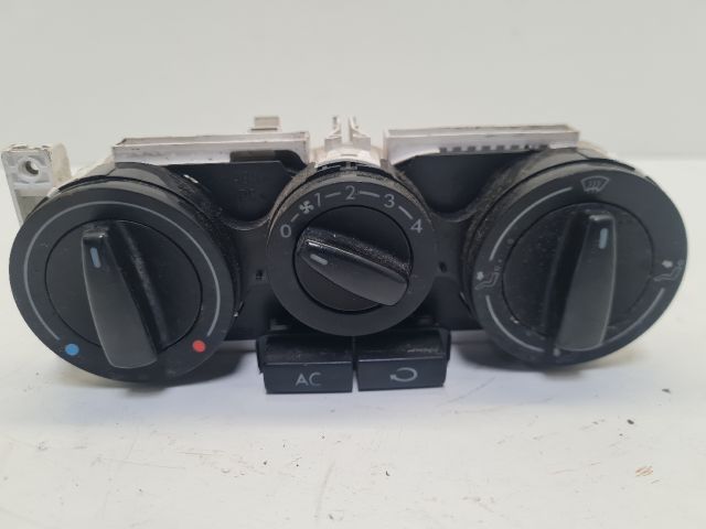 bontott VW GOLF IV Fűtéskapcsoló (manuális klímás)