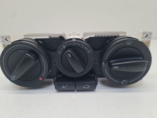 bontott VW GOLF IV Fűtéskapcsoló (manuális klímás)