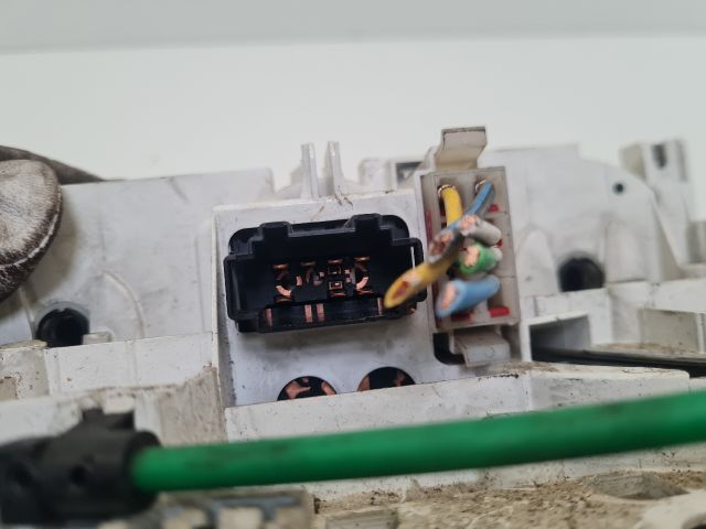 bontott VW GOLF IV Fűtéskapcsoló (manuális klímás)