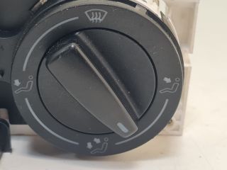 bontott VW GOLF IV Fűtéskapcsoló (manuális klímás)