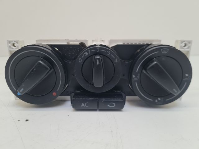 bontott VW GOLF IV Fűtéskapcsoló (manuális klímás)