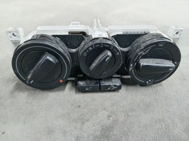 bontott VW GOLF IV Fűtéskapcsoló (manuális klímás)