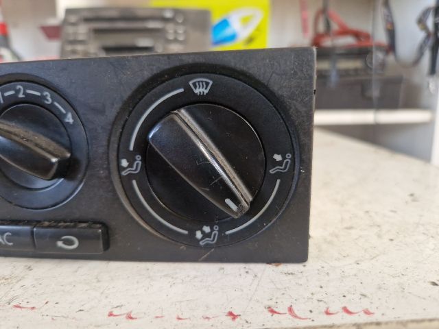 bontott VW GOLF IV Fűtéskapcsoló (manuális klímás)