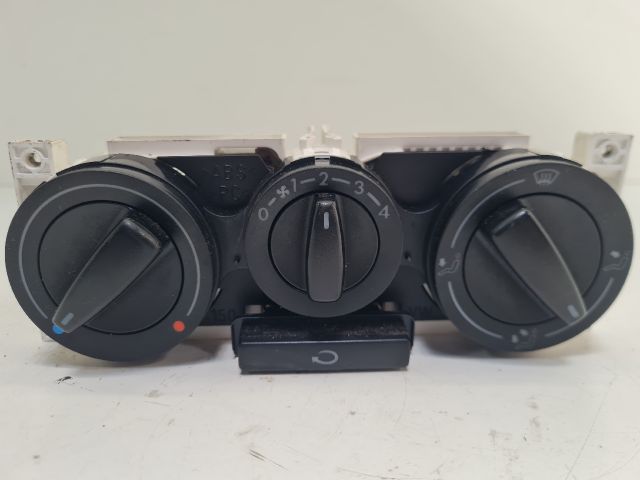 bontott VW GOLF IV Fűtéskapcsoló (manuális klímás)