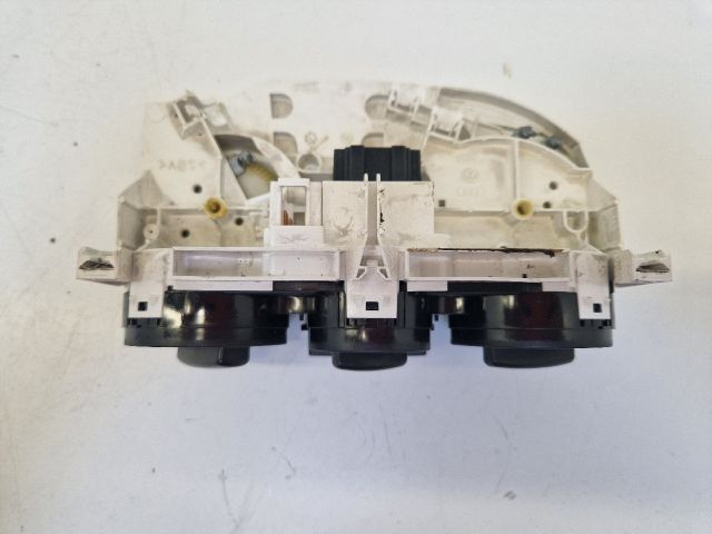 bontott VW GOLF IV Fűtéskapcsoló (manuális klímás)