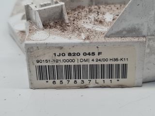 bontott VW GOLF IV Fűtéskapcsoló (manuális klímás)