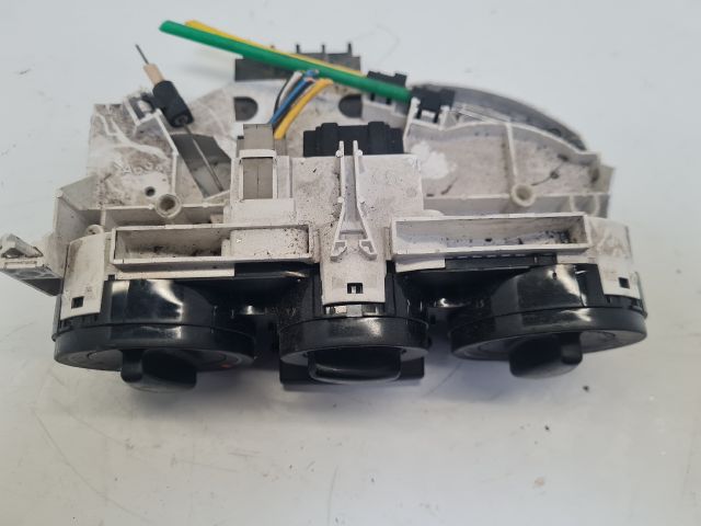 bontott VW GOLF IV Fűtéskapcsoló (manuális klímás)