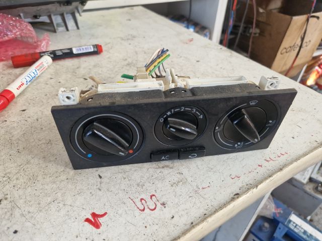 bontott VW GOLF IV Fűtéskapcsoló (manuális klímás)