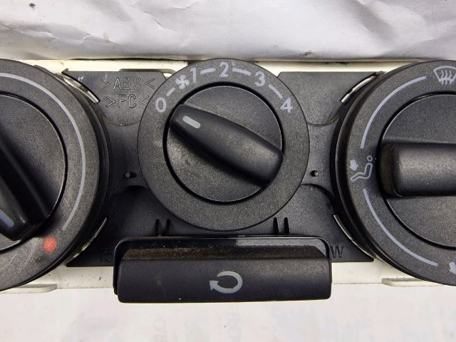 bontott VW GOLF IV Fűtéskapcsoló (Nem klímás)