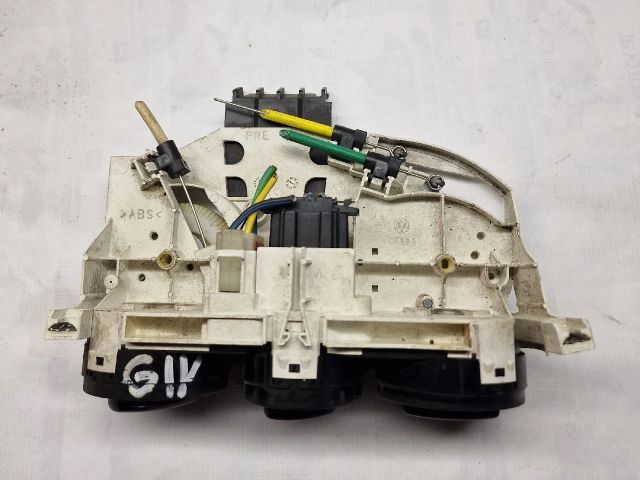 bontott VW GOLF IV Fűtéskapcsoló (Nem klímás)