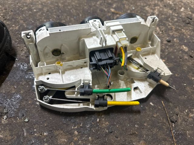 bontott VW GOLF IV Fűtéskapcsoló (Nem klímás)